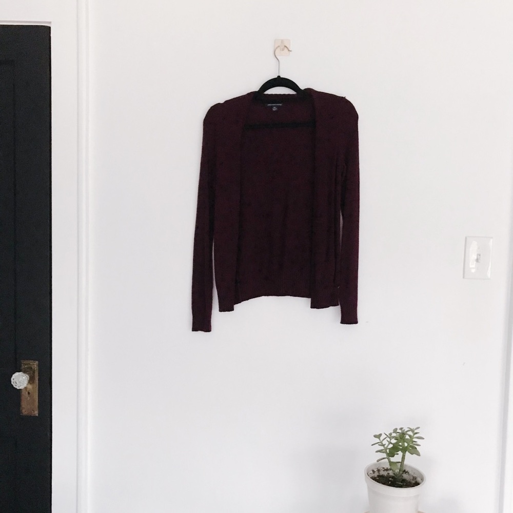 American eagle | Dark maroon long sleeve cardigan